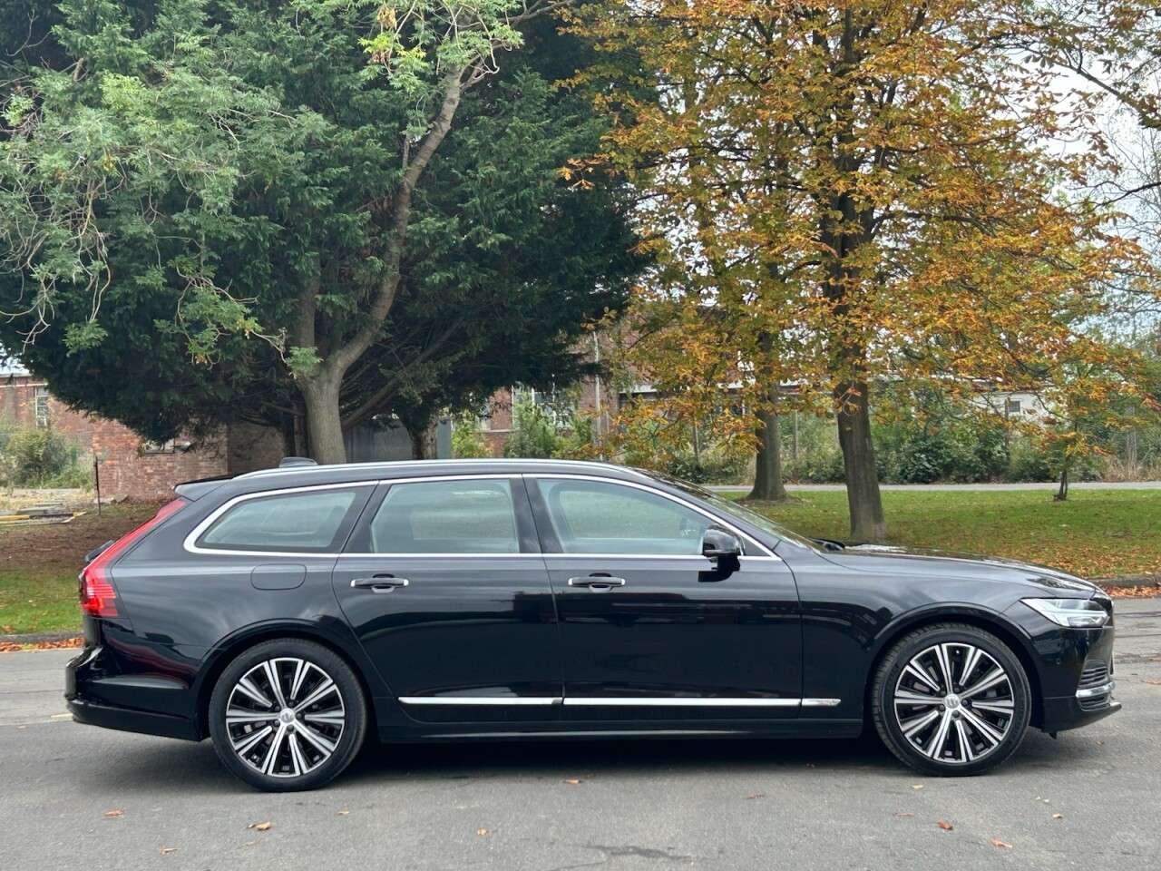 2021 VOLVO V90 2021 VOLVO V90