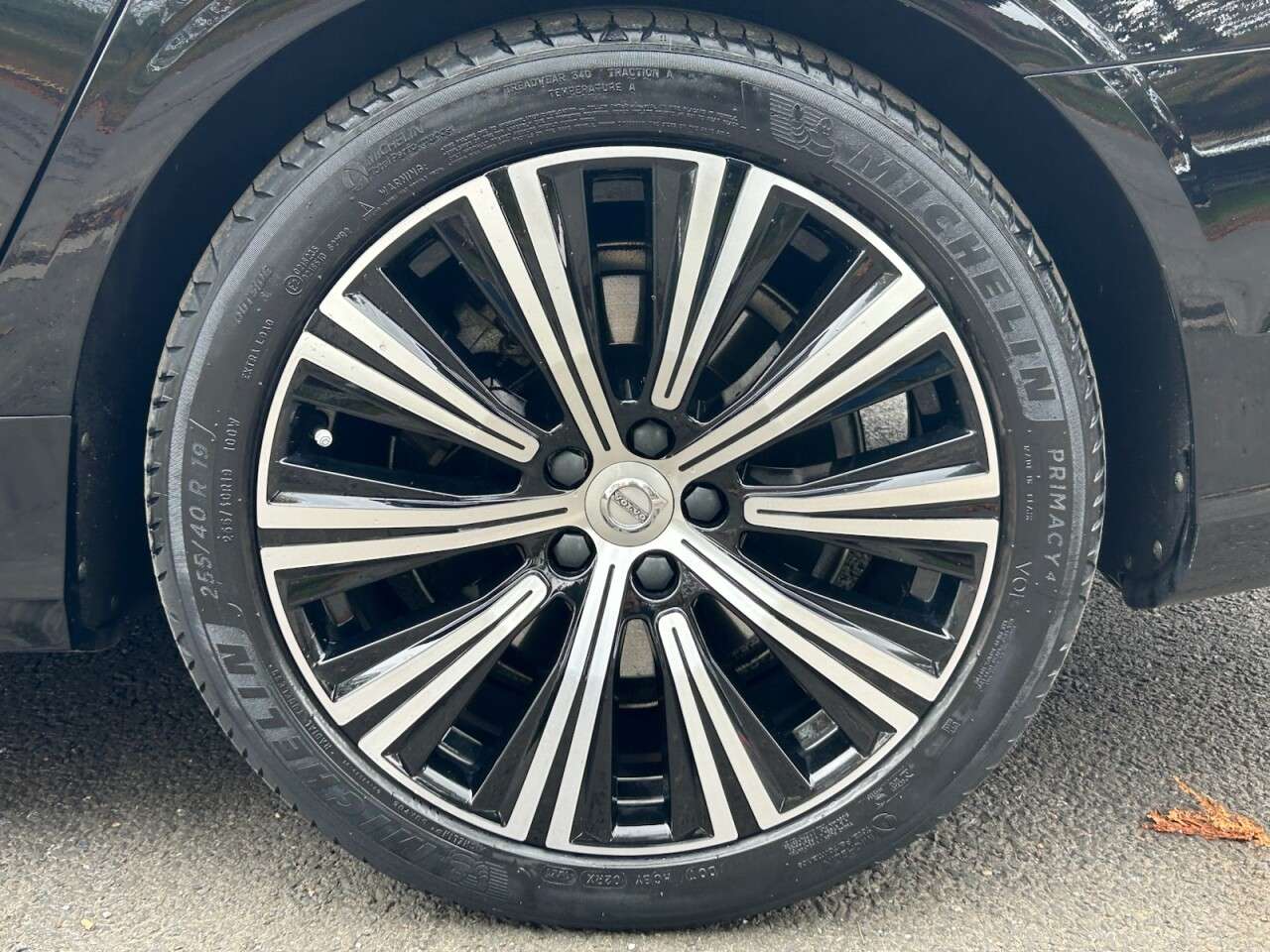 2021 VOLVO V90 2021 VOLVO V90