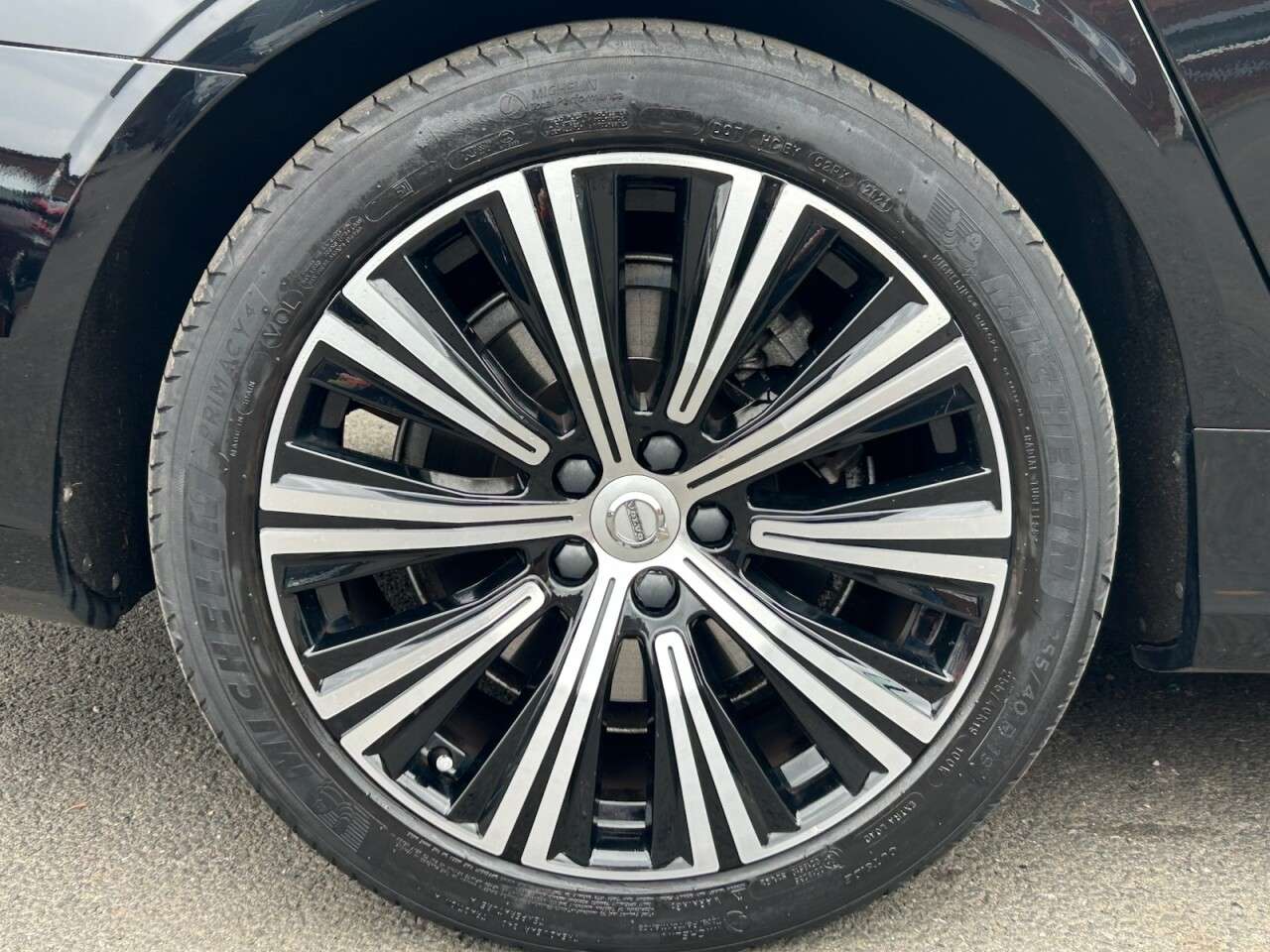 2021 VOLVO V90 2021 VOLVO V90