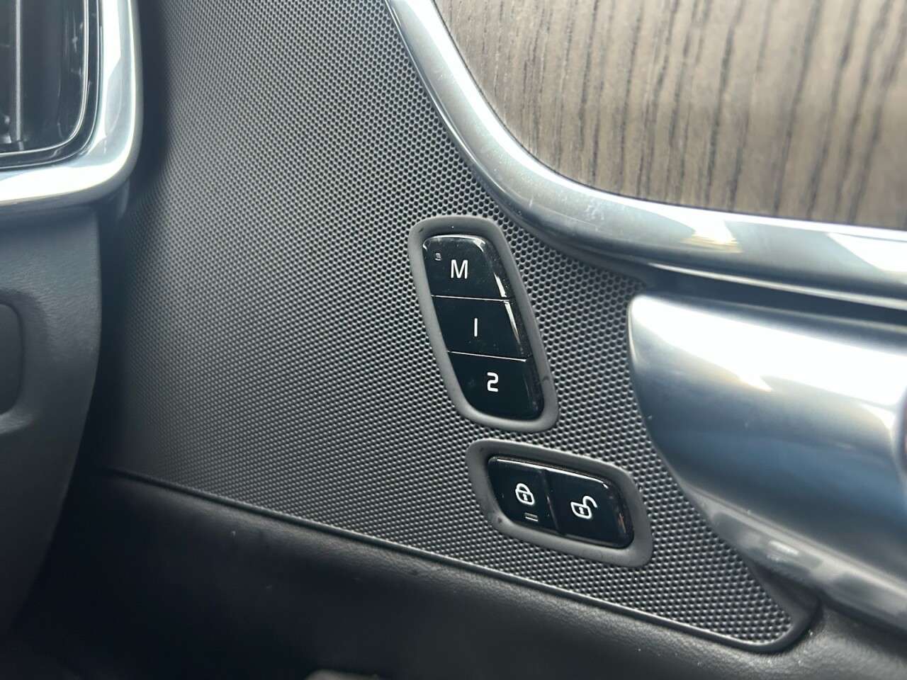 2021 VOLVO V90 2021 VOLVO V90