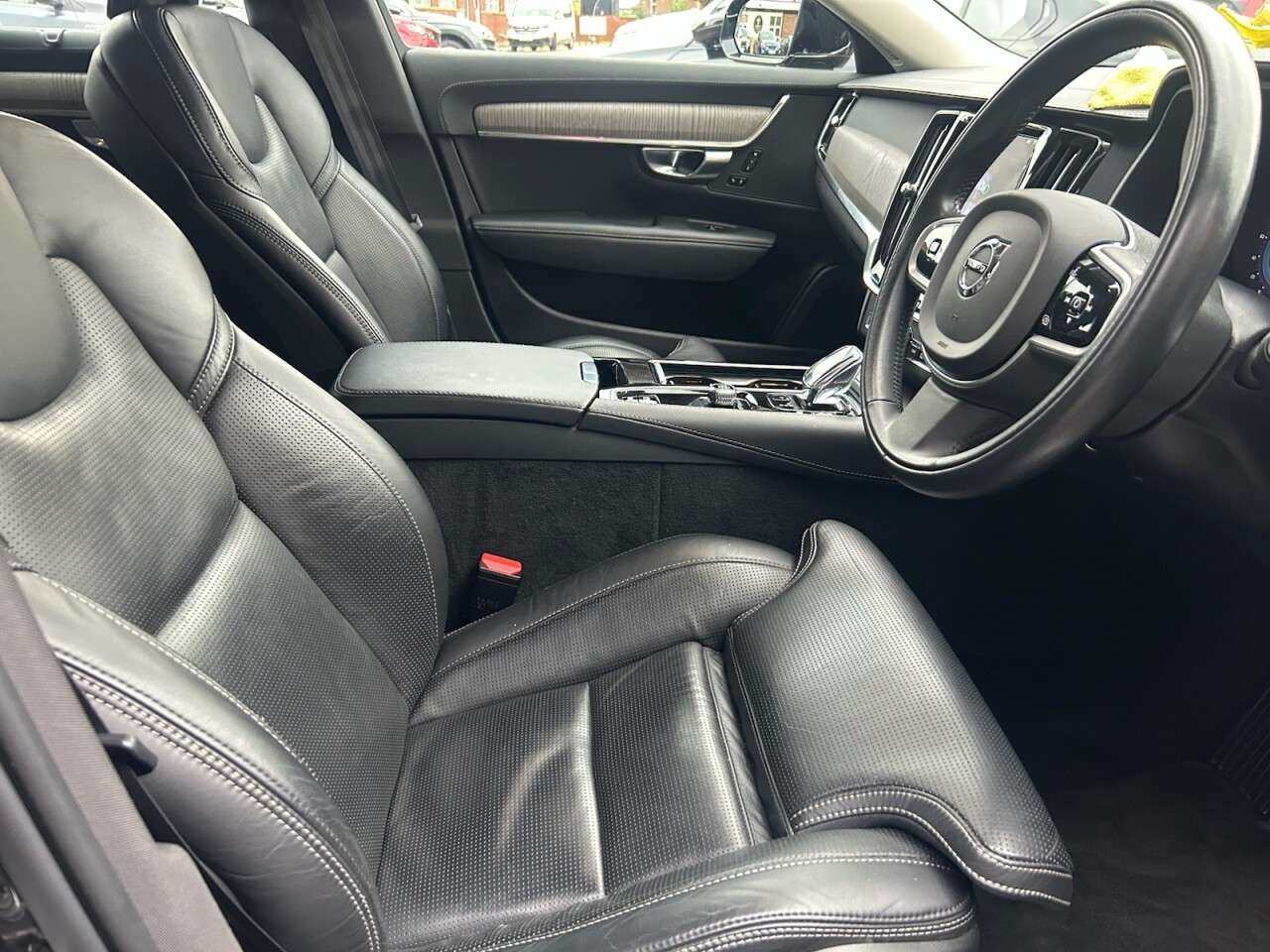 2021 VOLVO V90 2021 VOLVO V90