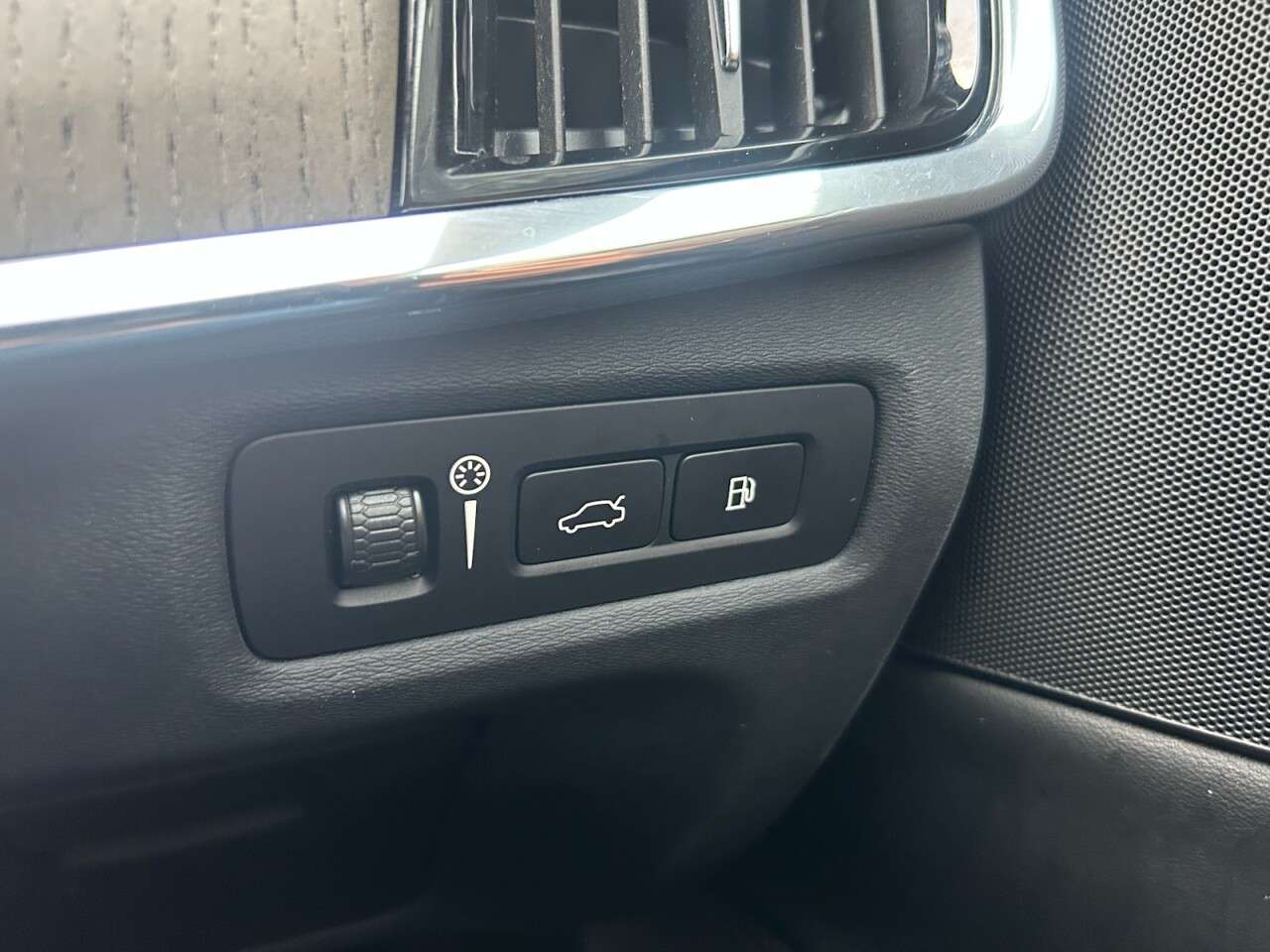 2021 VOLVO V90 2021 VOLVO V90