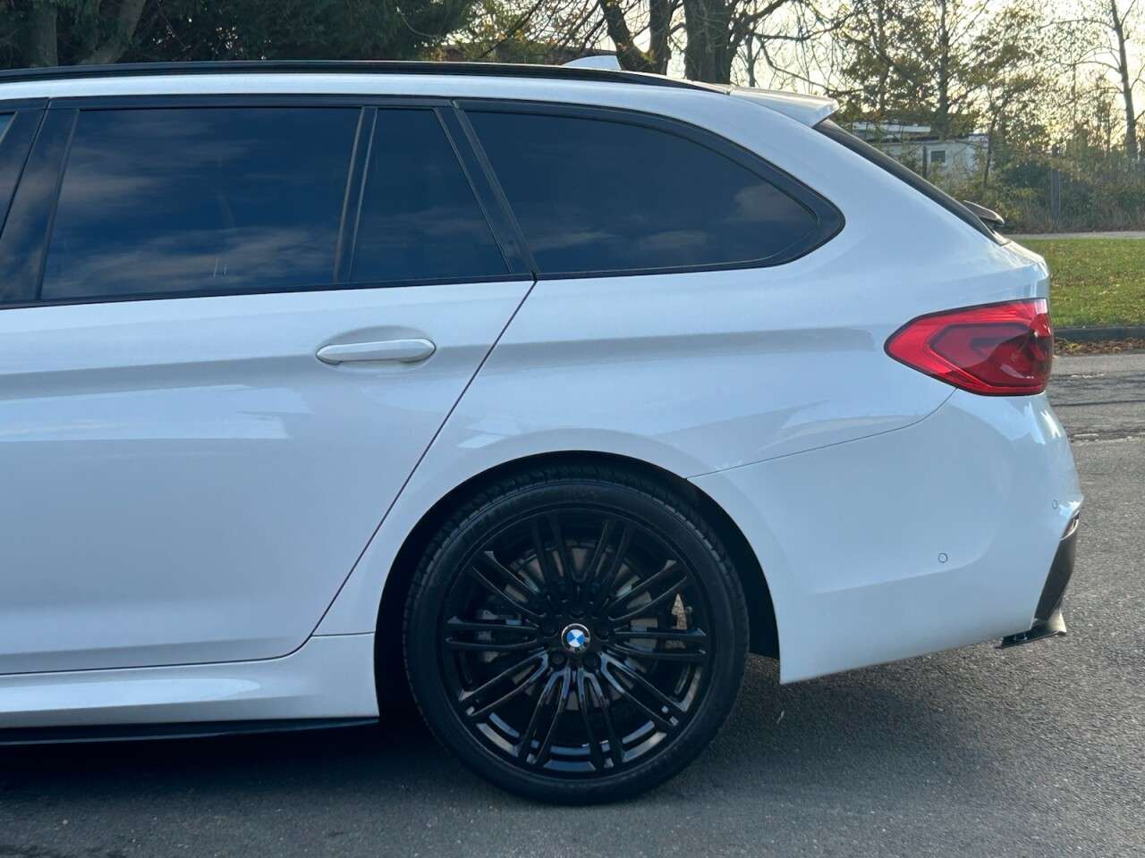 2019 BMW 5 SERIES 2019 BMW 5 SERIES