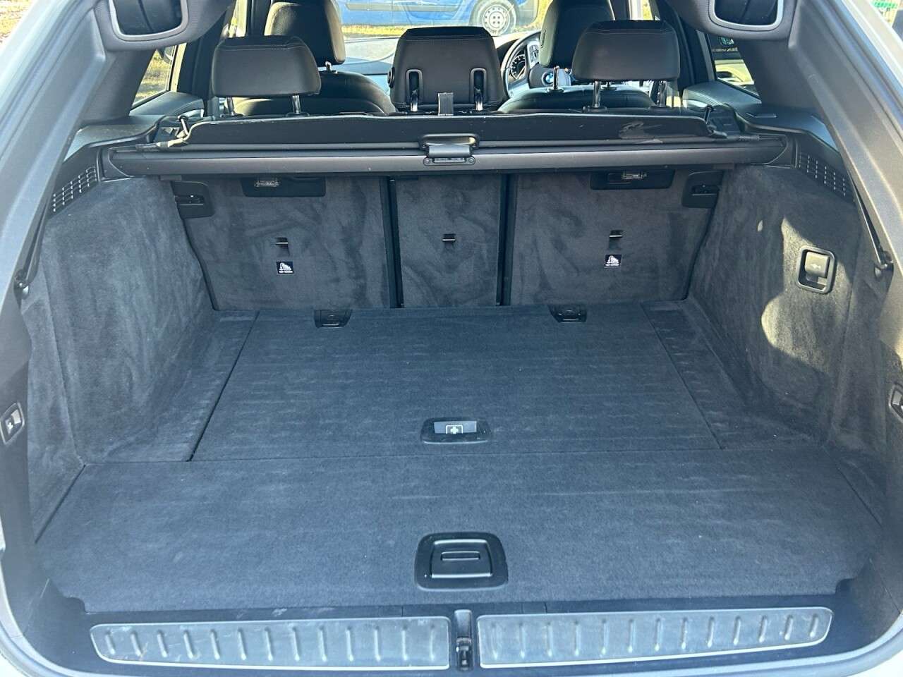 2019 BMW 5 SERIES 2019 BMW 5 SERIES