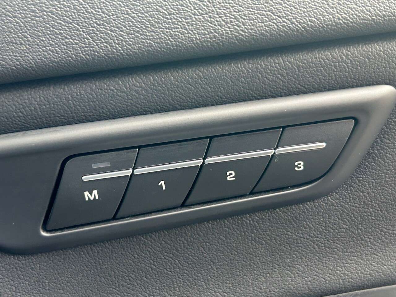 2021 JAGUAR E-PACE 2021 JAGUAR E-PACE