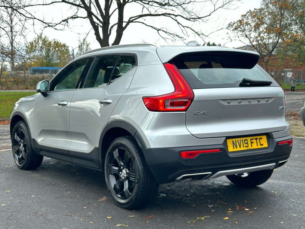 2019 VOLVO XC40 2019 VOLVO XC40