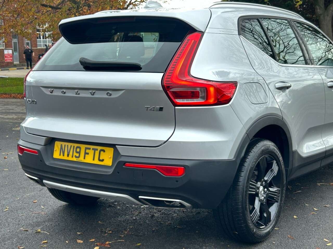 2019 VOLVO XC40 2019 VOLVO XC40