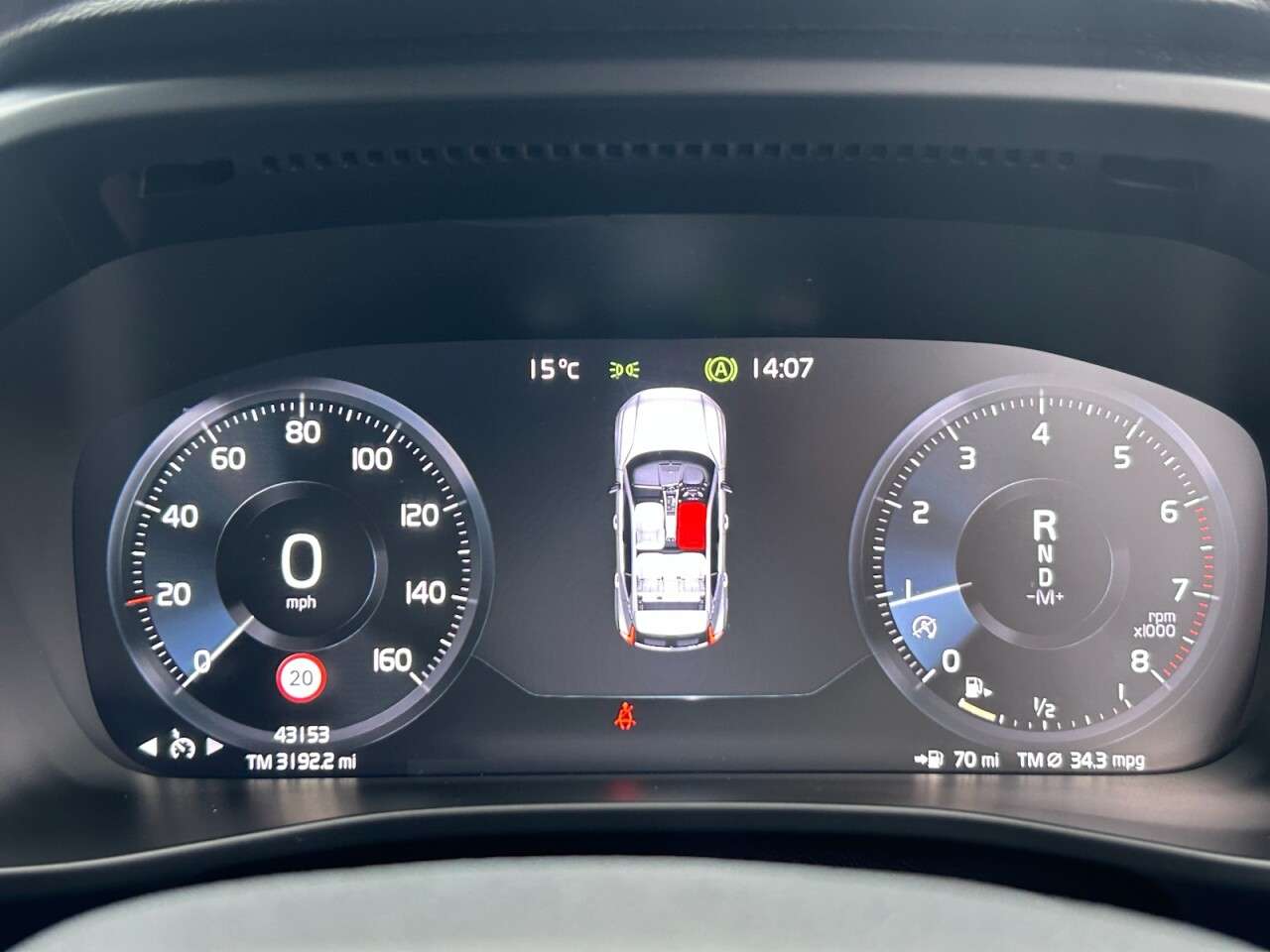 2019 VOLVO XC40 2019 VOLVO XC40