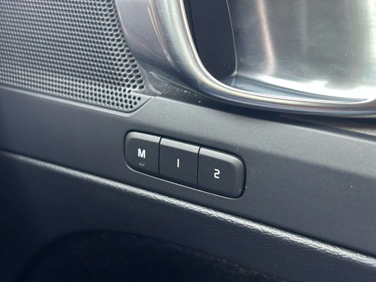 2019 VOLVO XC40 2019 VOLVO XC40