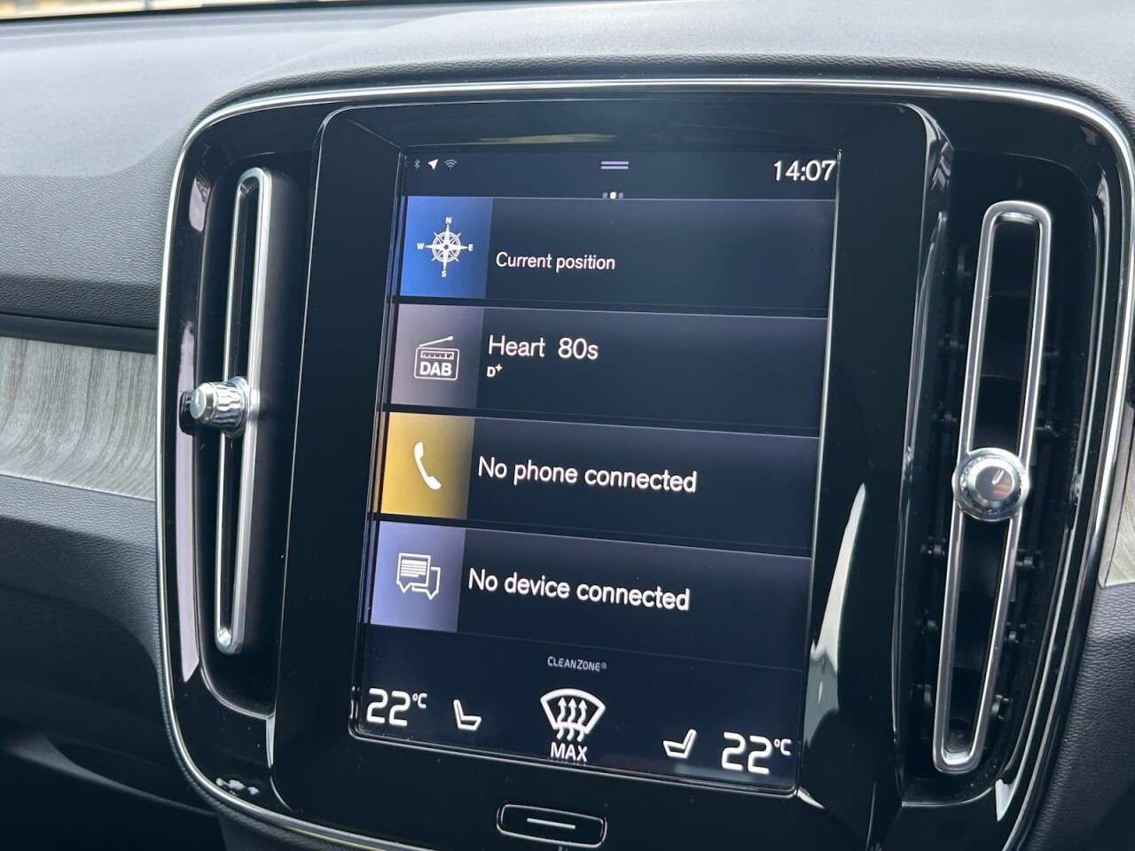 2019 VOLVO XC40 2019 VOLVO XC40