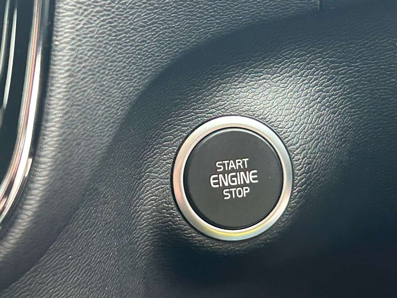 2019 VOLVO XC40 2019 VOLVO XC40