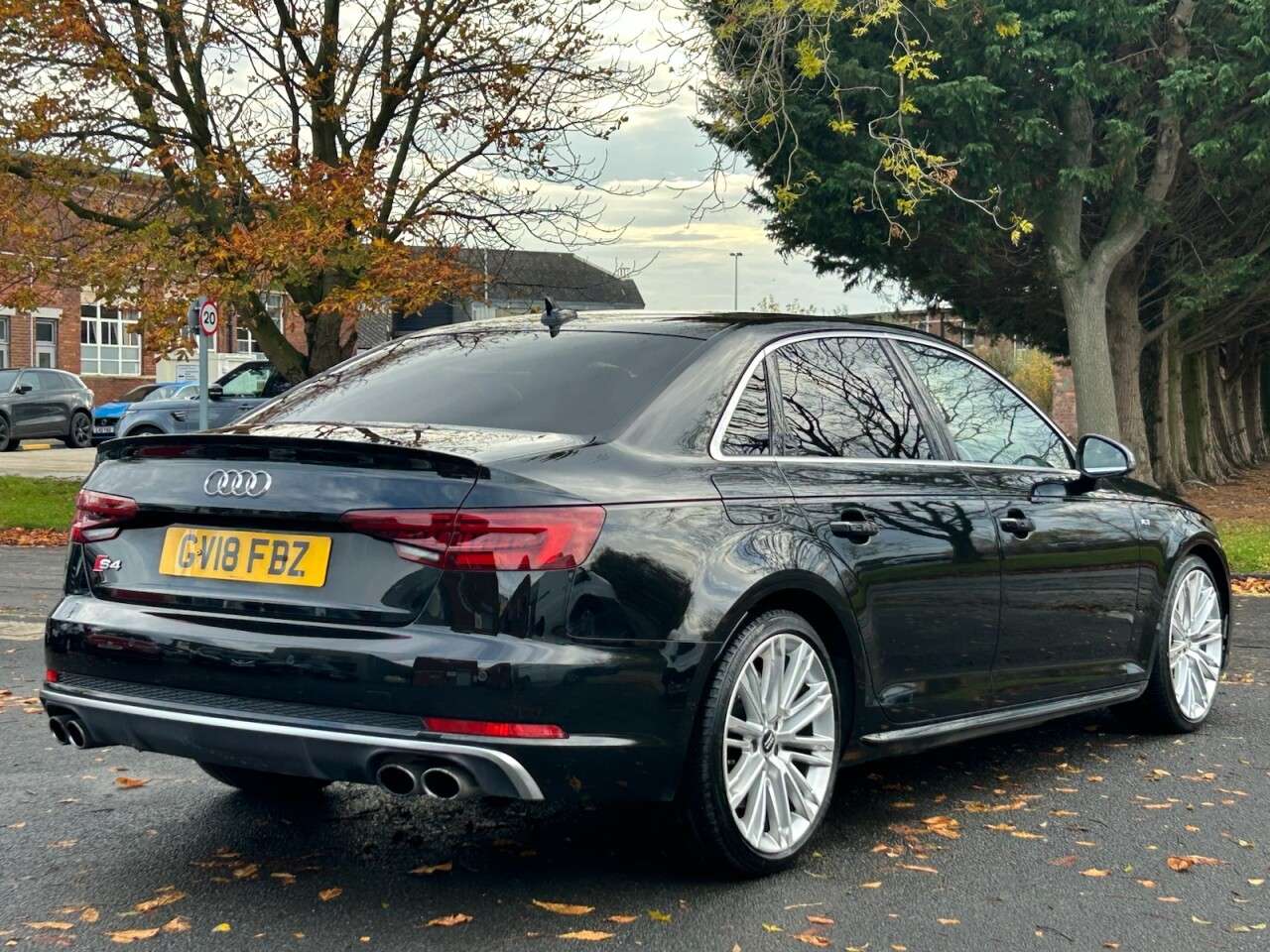 2018 AUDI S4 2018 AUDI S4