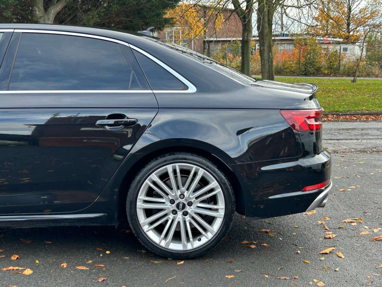 2018 AUDI S4 2018 AUDI S4
