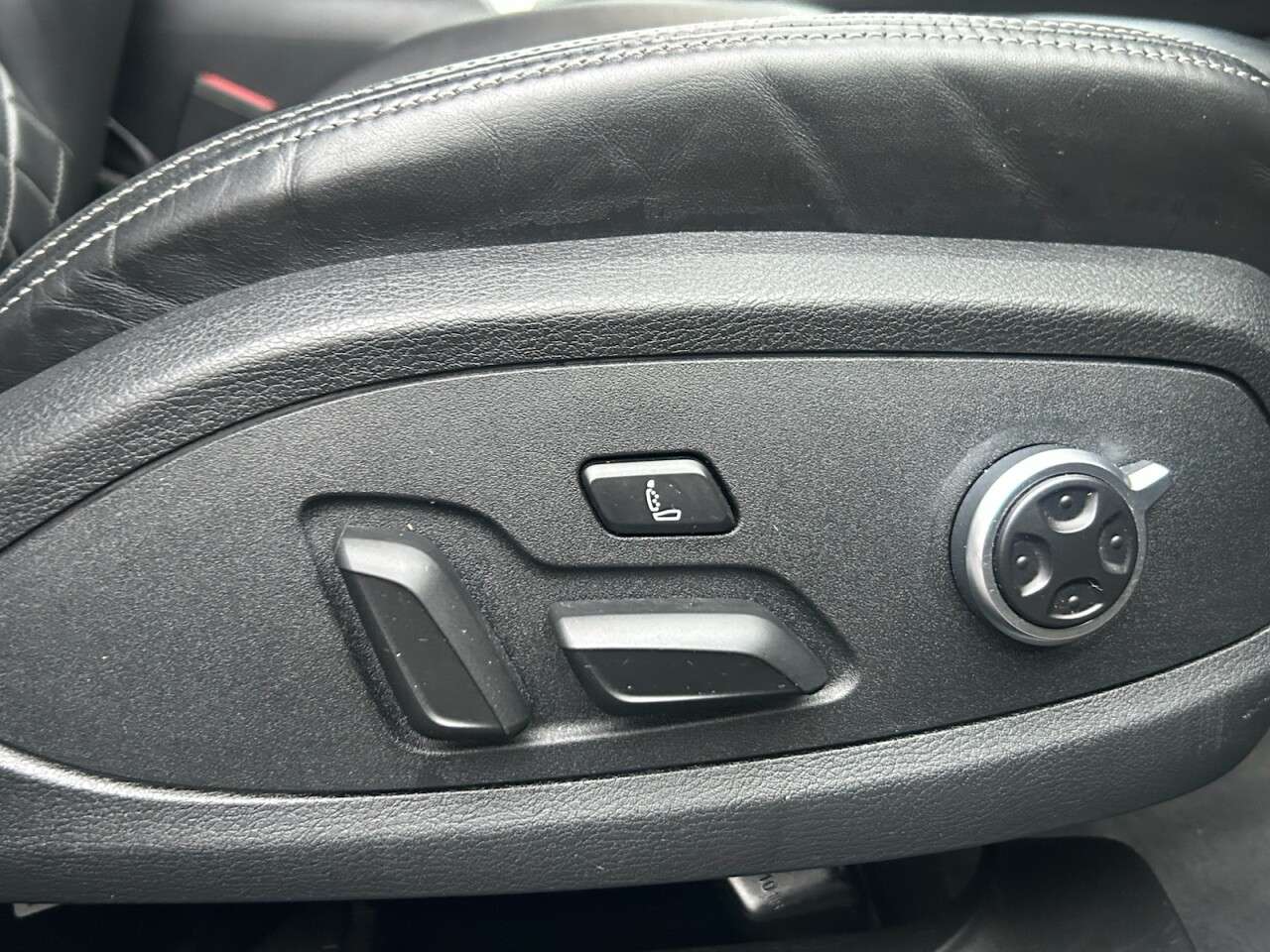 2018 AUDI S4 2018 AUDI S4