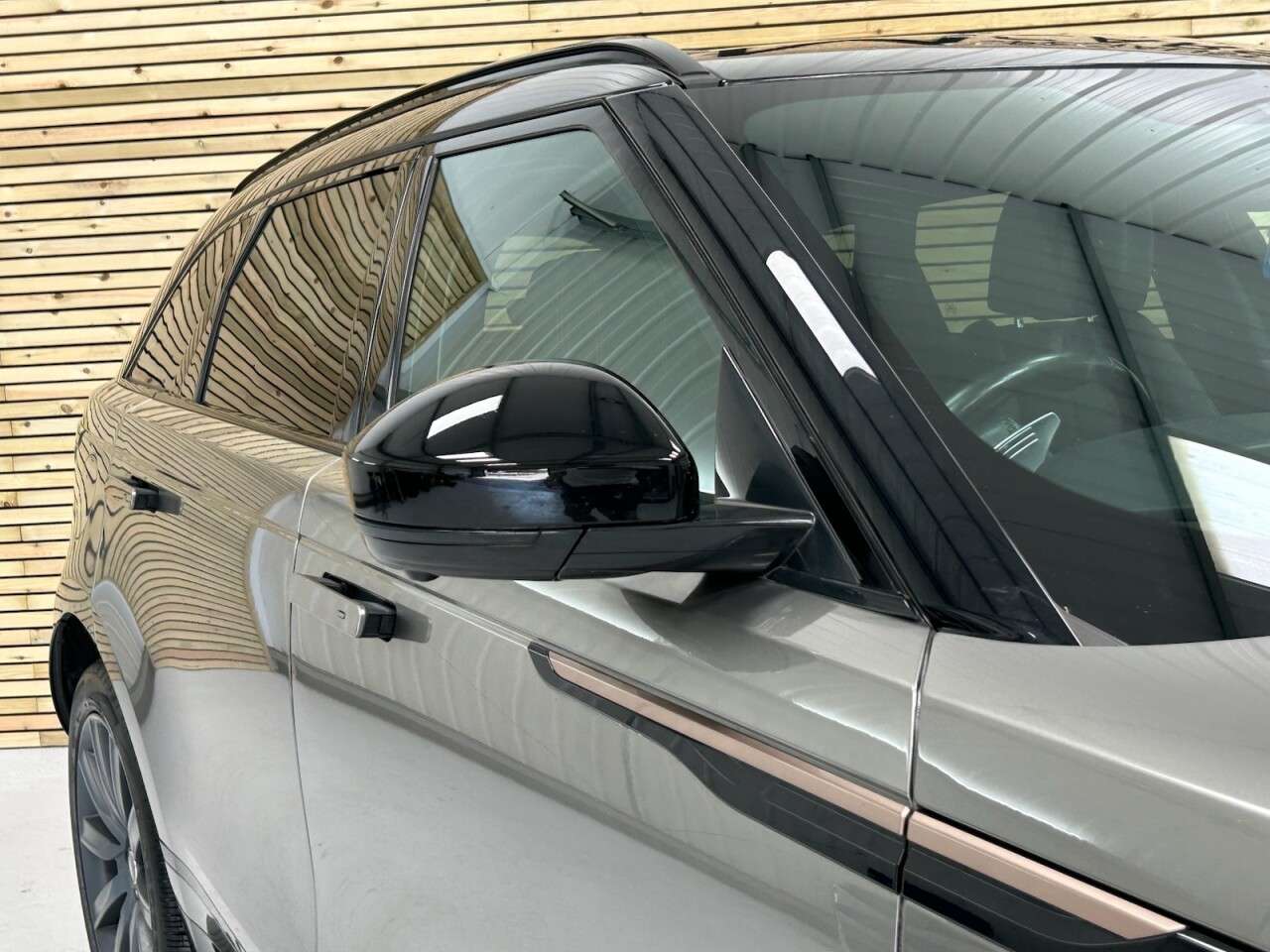 2018 LAND ROVER RANGE ROVER VELAR 2018 LAND ROVER RANGE ROVER VELAR