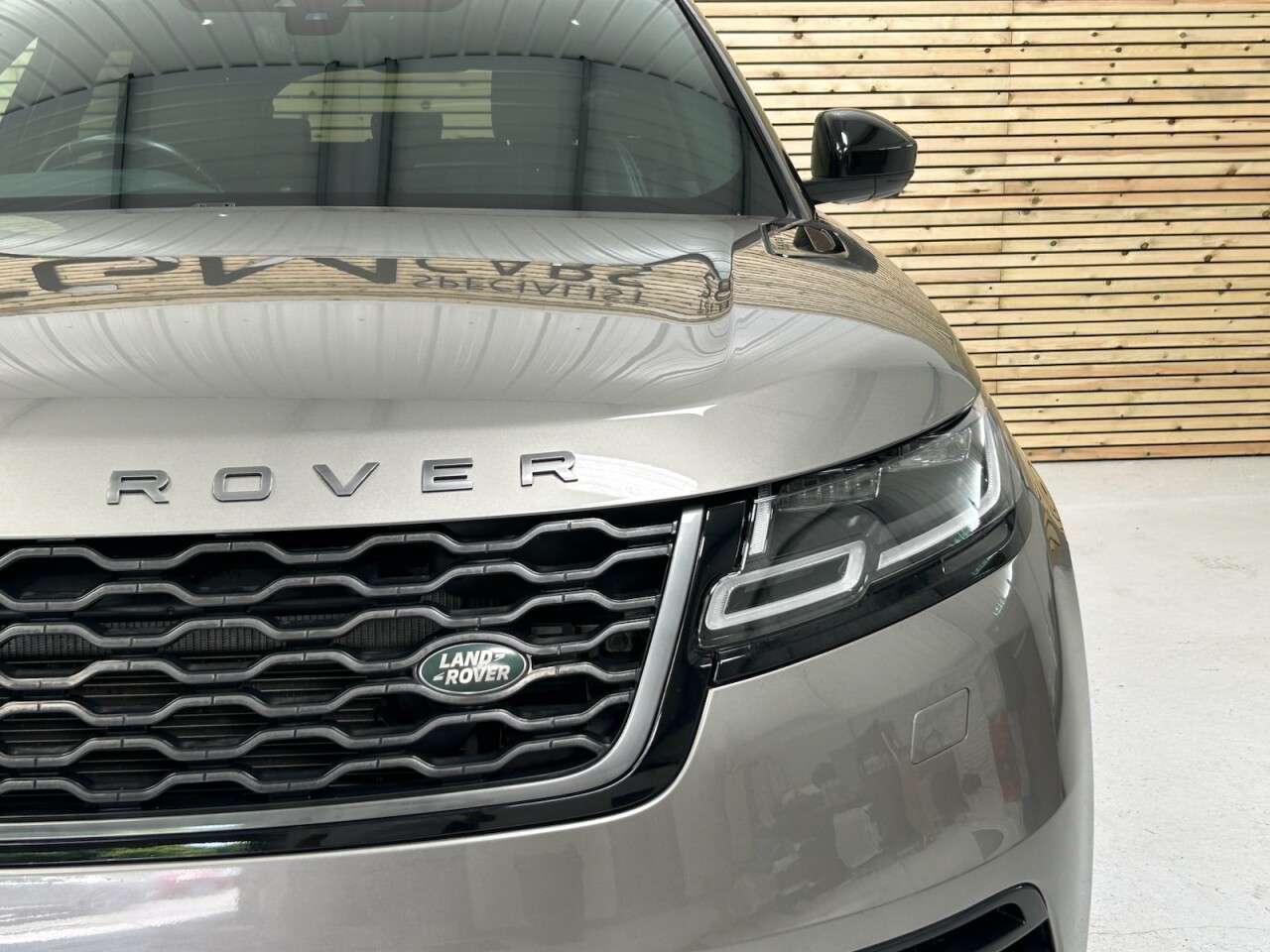 2018 LAND ROVER RANGE ROVER VELAR 2018 LAND ROVER RANGE ROVER VELAR