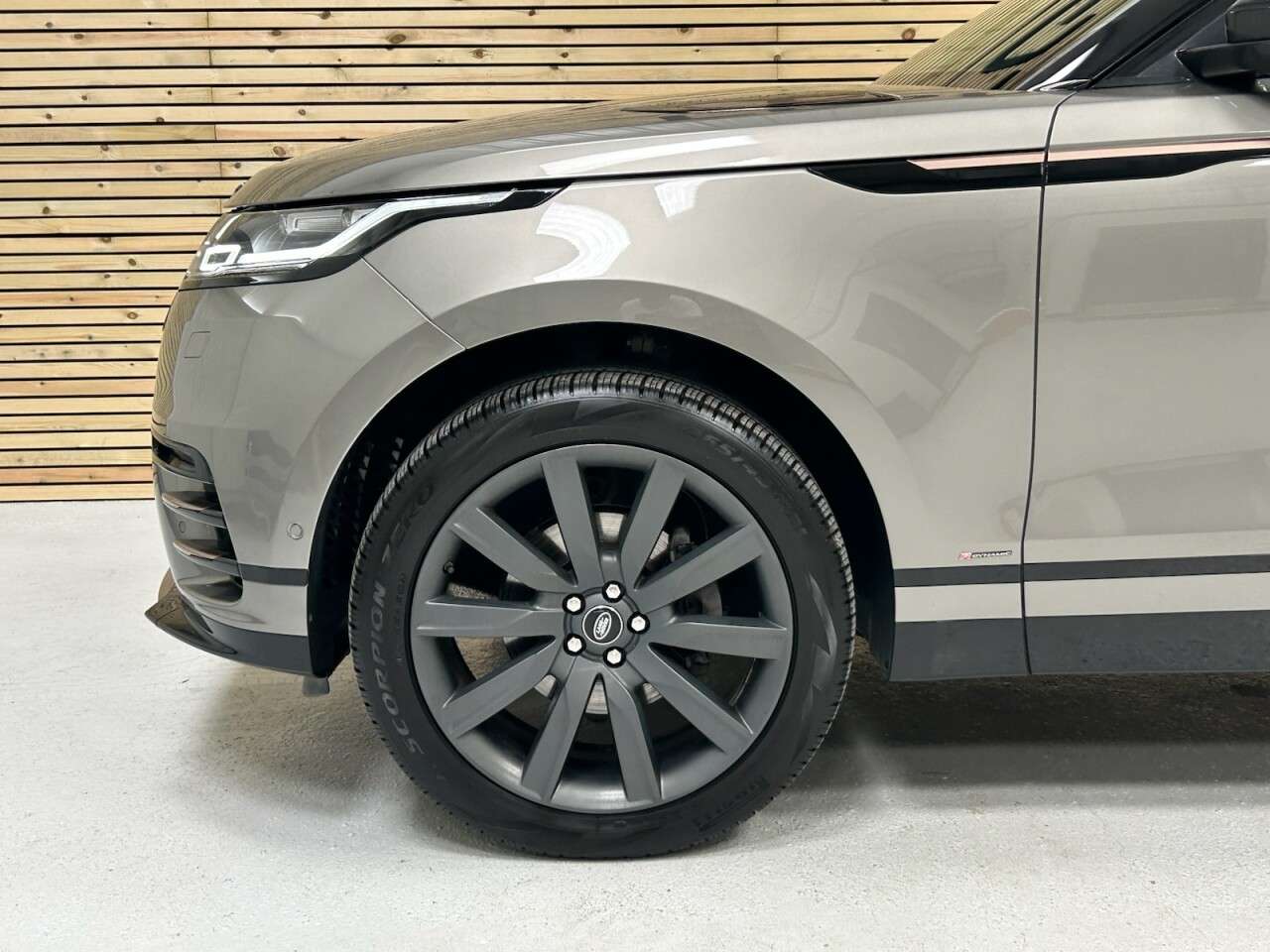 2018 LAND ROVER RANGE ROVER VELAR 2018 LAND ROVER RANGE ROVER VELAR