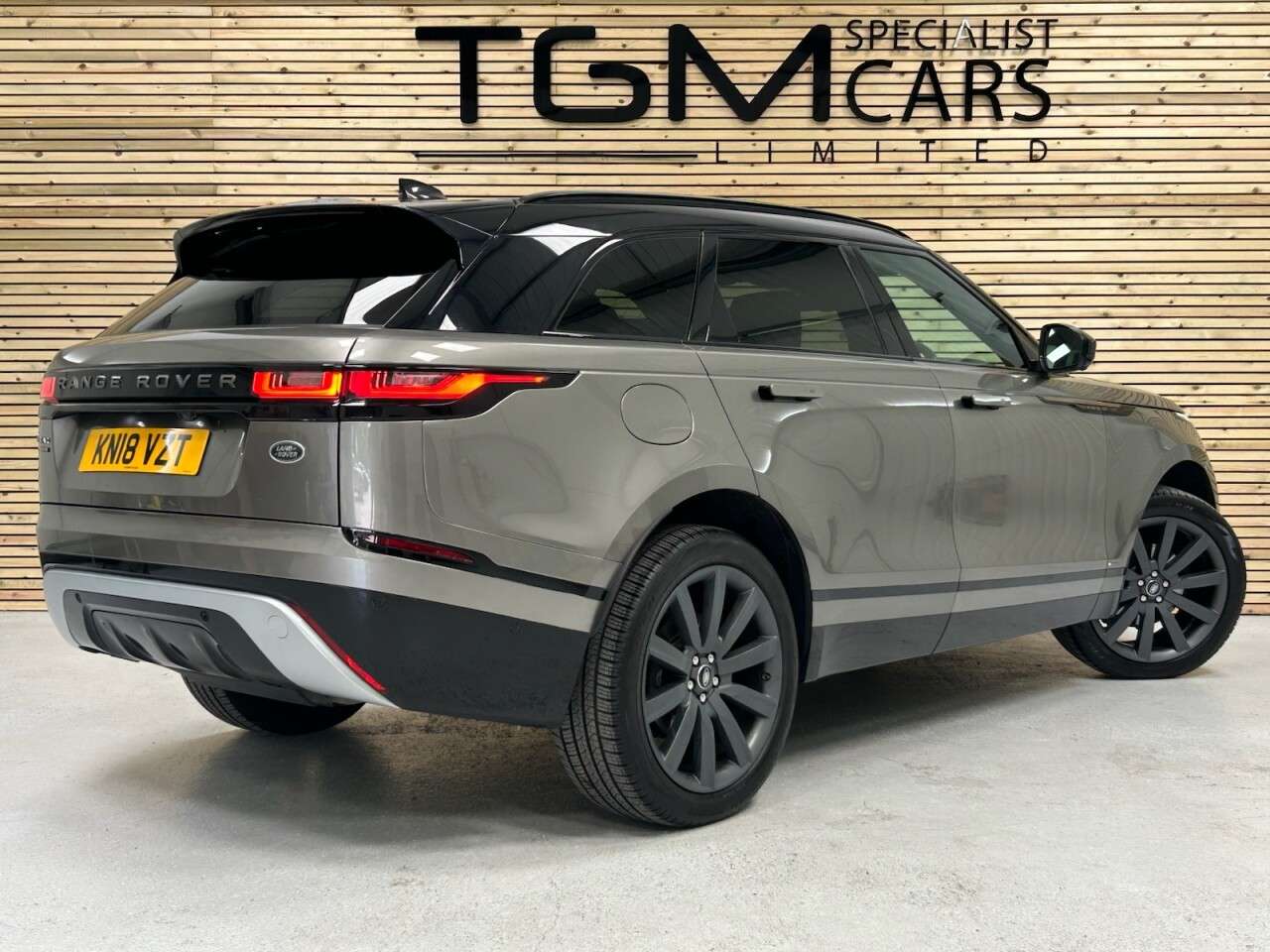 2018 LAND ROVER RANGE ROVER VELAR 2018 LAND ROVER RANGE ROVER VELAR