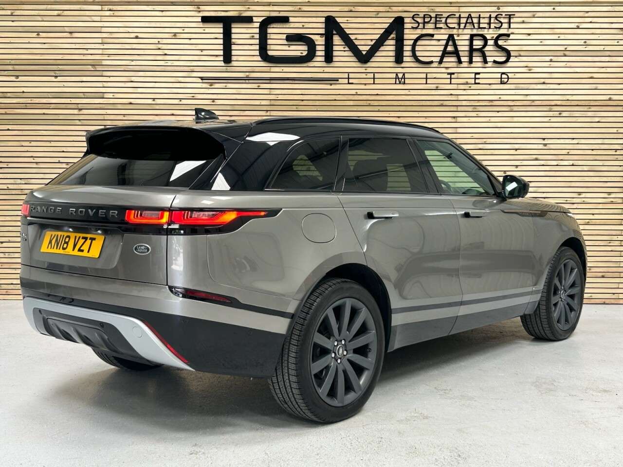 2018 LAND ROVER RANGE ROVER VELAR 2018 LAND ROVER RANGE ROVER VELAR