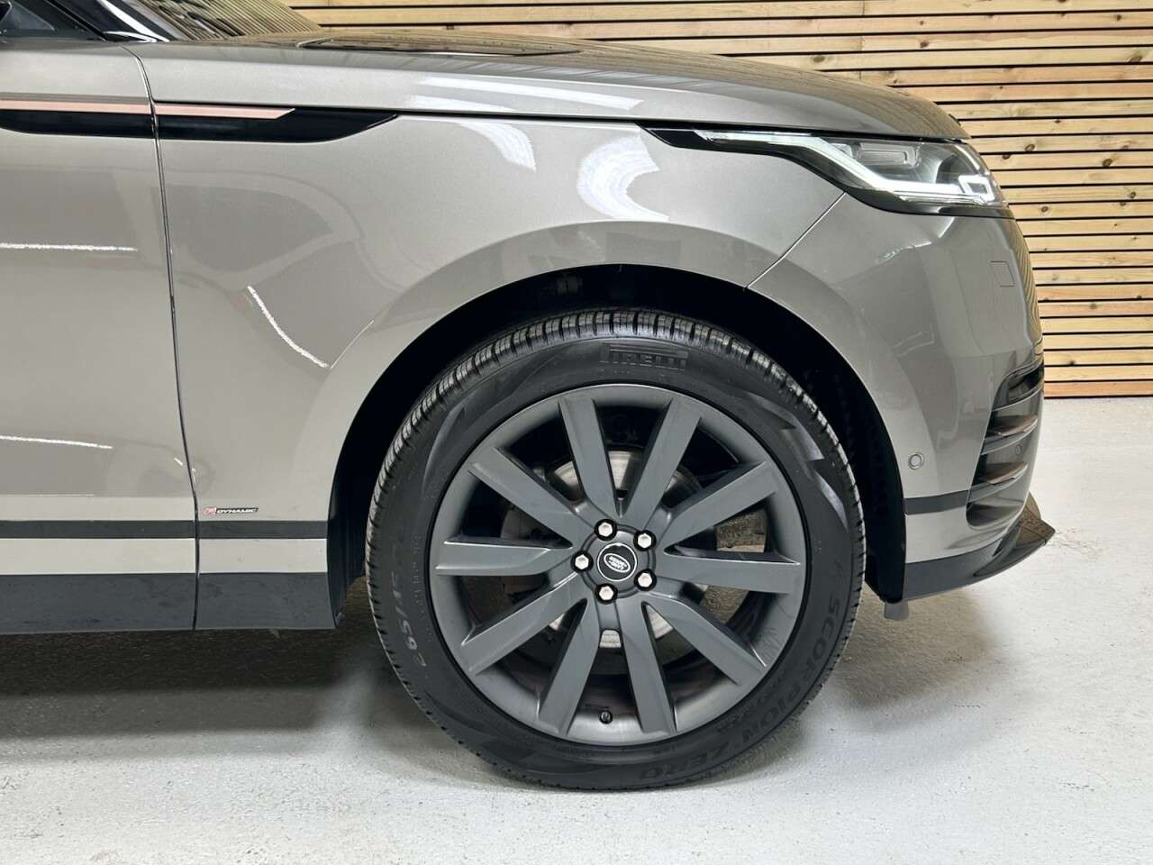 2018 LAND ROVER RANGE ROVER VELAR 2018 LAND ROVER RANGE ROVER VELAR