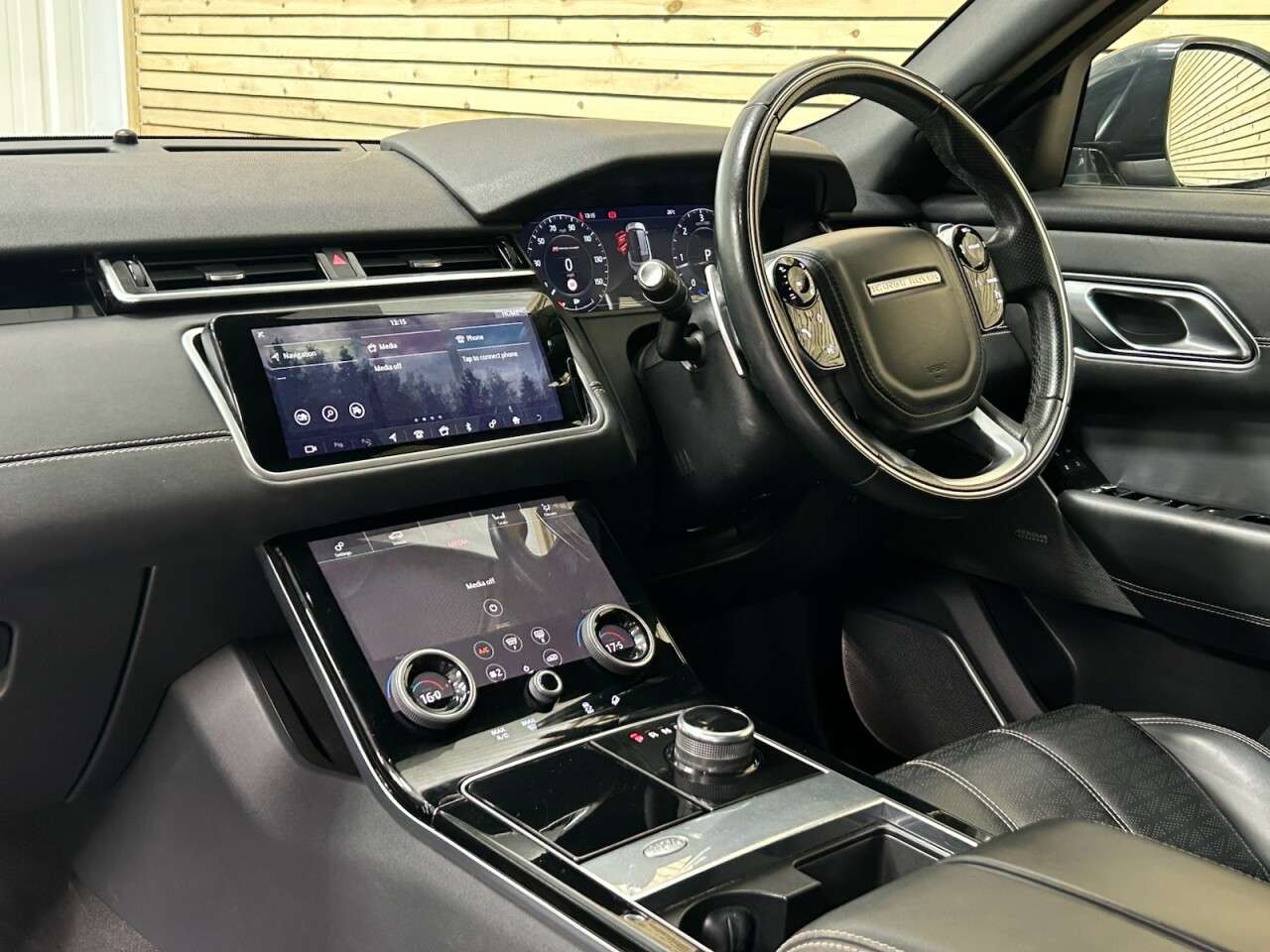 2018 LAND ROVER RANGE ROVER VELAR 2018 LAND ROVER RANGE ROVER VELAR