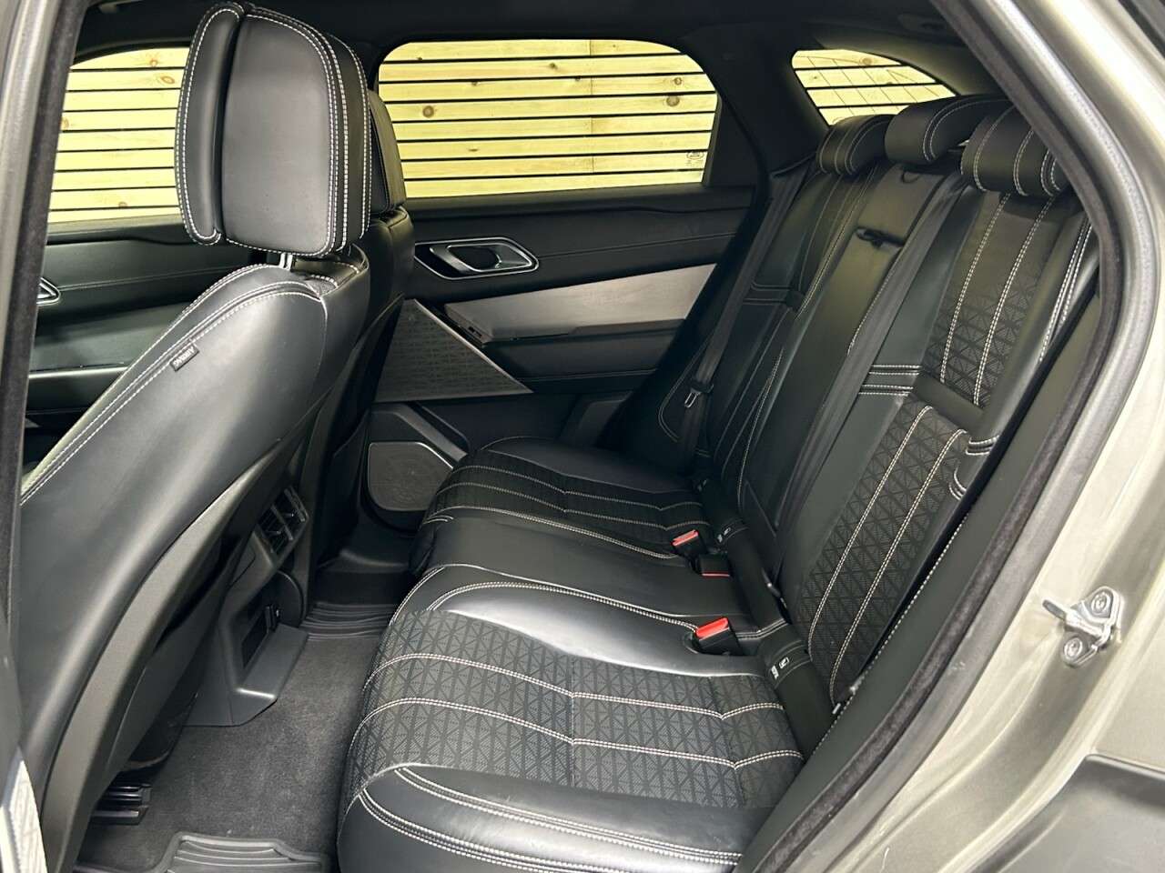 2018 LAND ROVER RANGE ROVER VELAR 2018 LAND ROVER RANGE ROVER VELAR