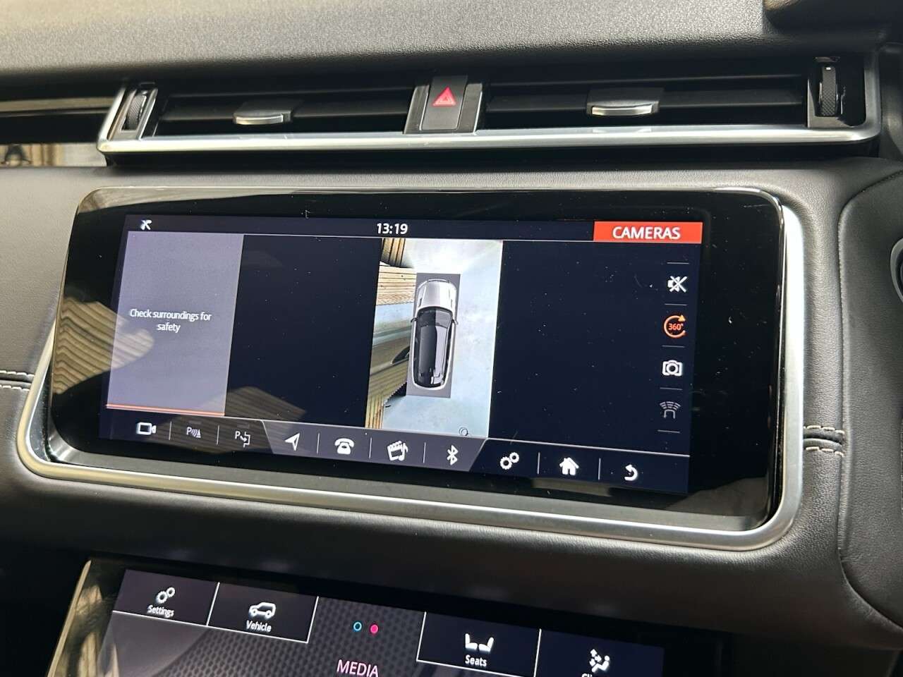2018 LAND ROVER RANGE ROVER VELAR 2018 LAND ROVER RANGE ROVER VELAR