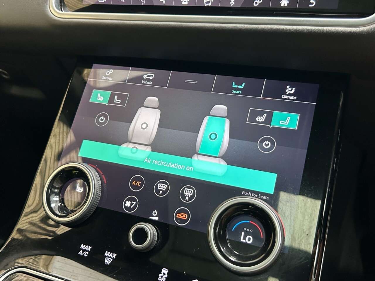 2018 LAND ROVER RANGE ROVER VELAR 2018 LAND ROVER RANGE ROVER VELAR