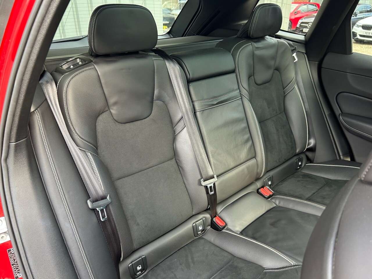 2019 VOLVO XC60 2019 VOLVO XC60