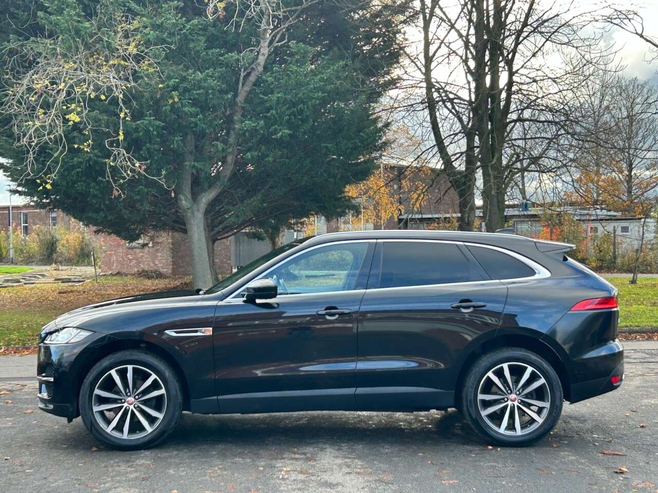 2019 JAGUAR F-PACE 2019 JAGUAR F-PACE