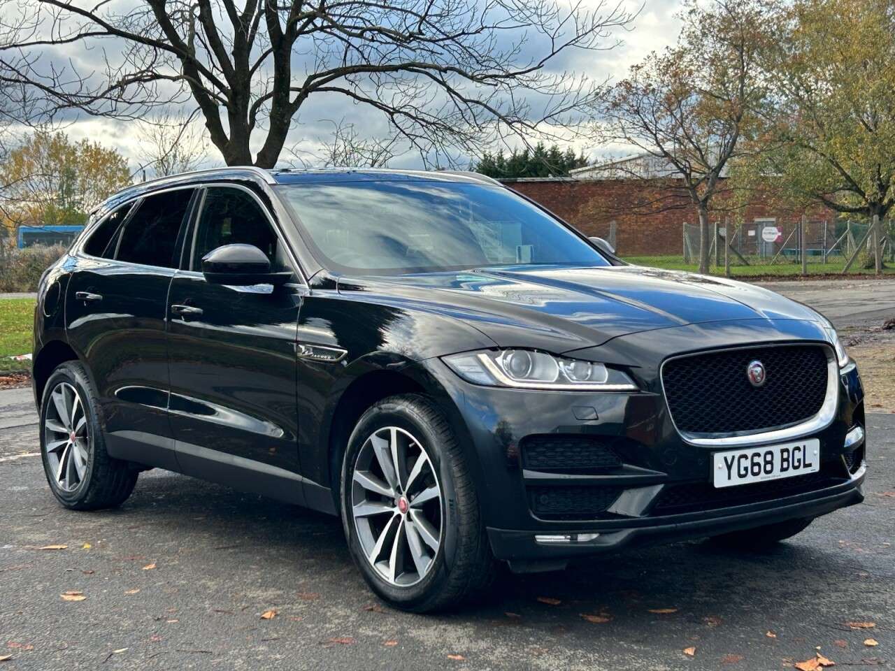 2019 JAGUAR F-PACE 2019 JAGUAR F-PACE
