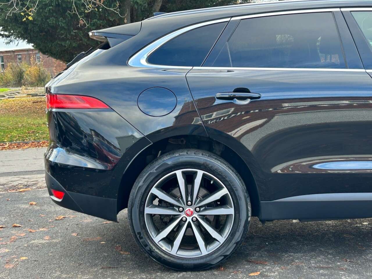 2019 JAGUAR F-PACE 2019 JAGUAR F-PACE