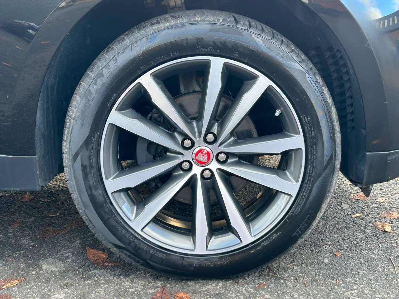 2019 JAGUAR F-PACE 2019 JAGUAR F-PACE