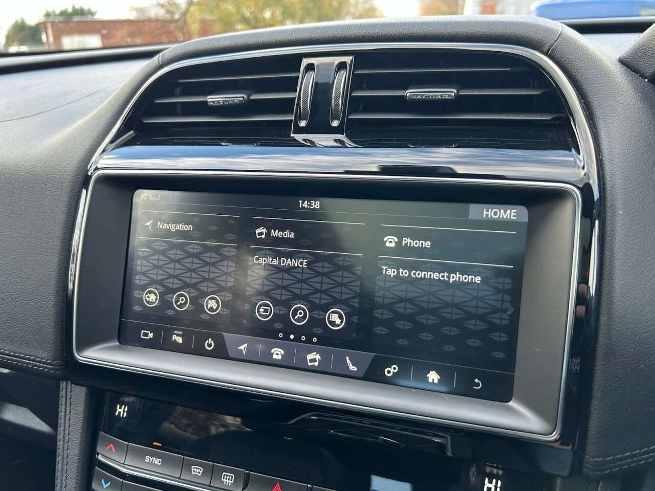 2019 JAGUAR F-PACE 2019 JAGUAR F-PACE