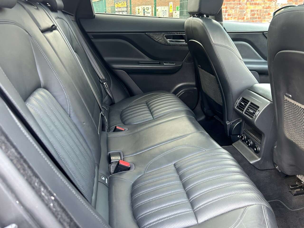 2019 JAGUAR F-PACE 2019 JAGUAR F-PACE