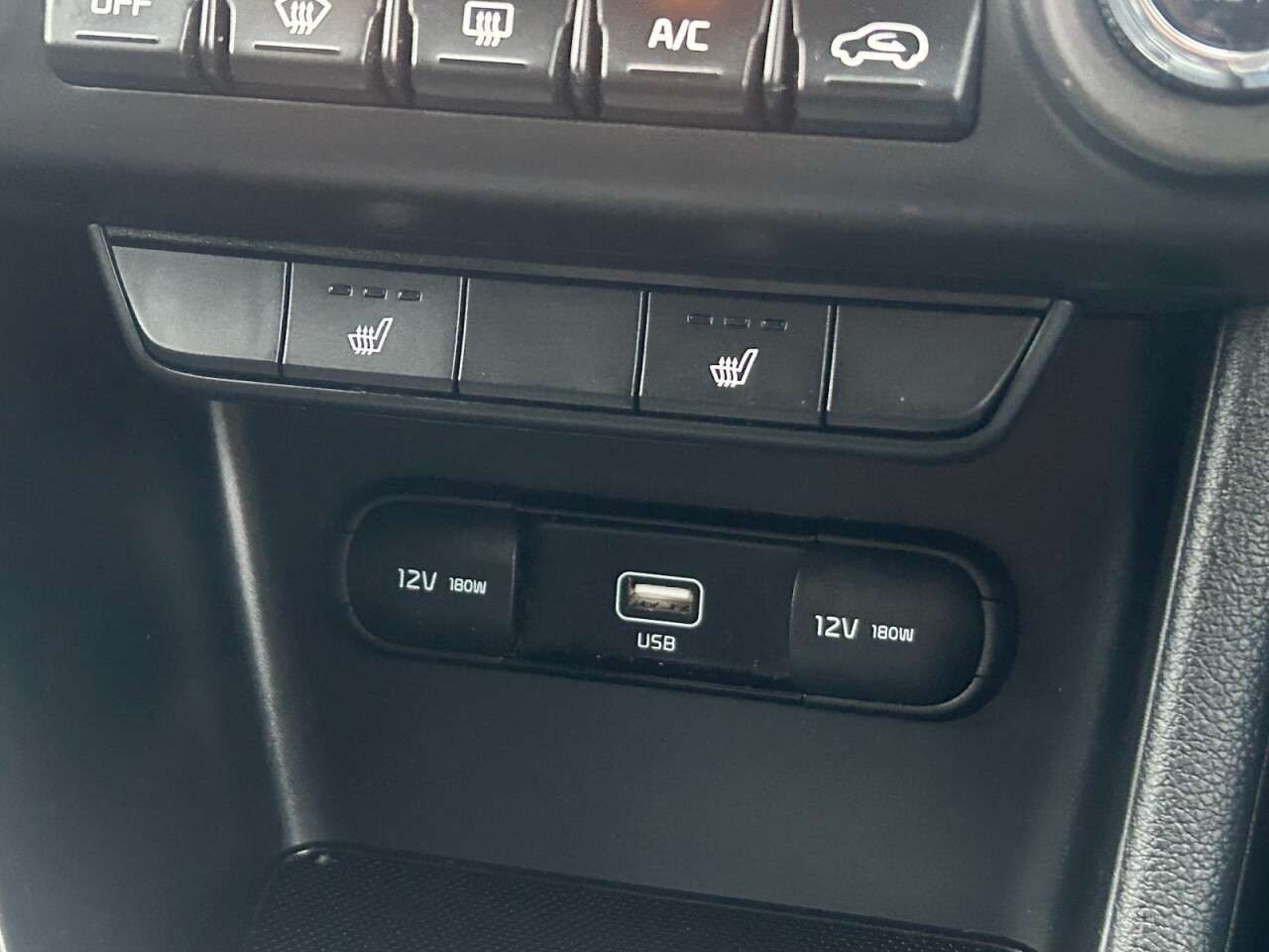 2021 KIA SPORTAGE 2021 KIA SPORTAGE