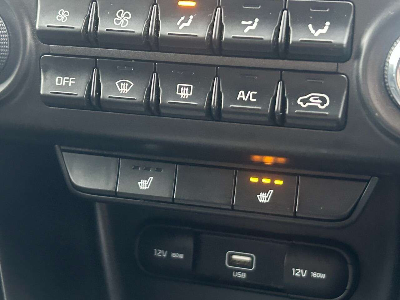 2021 KIA SPORTAGE 2021 KIA SPORTAGE