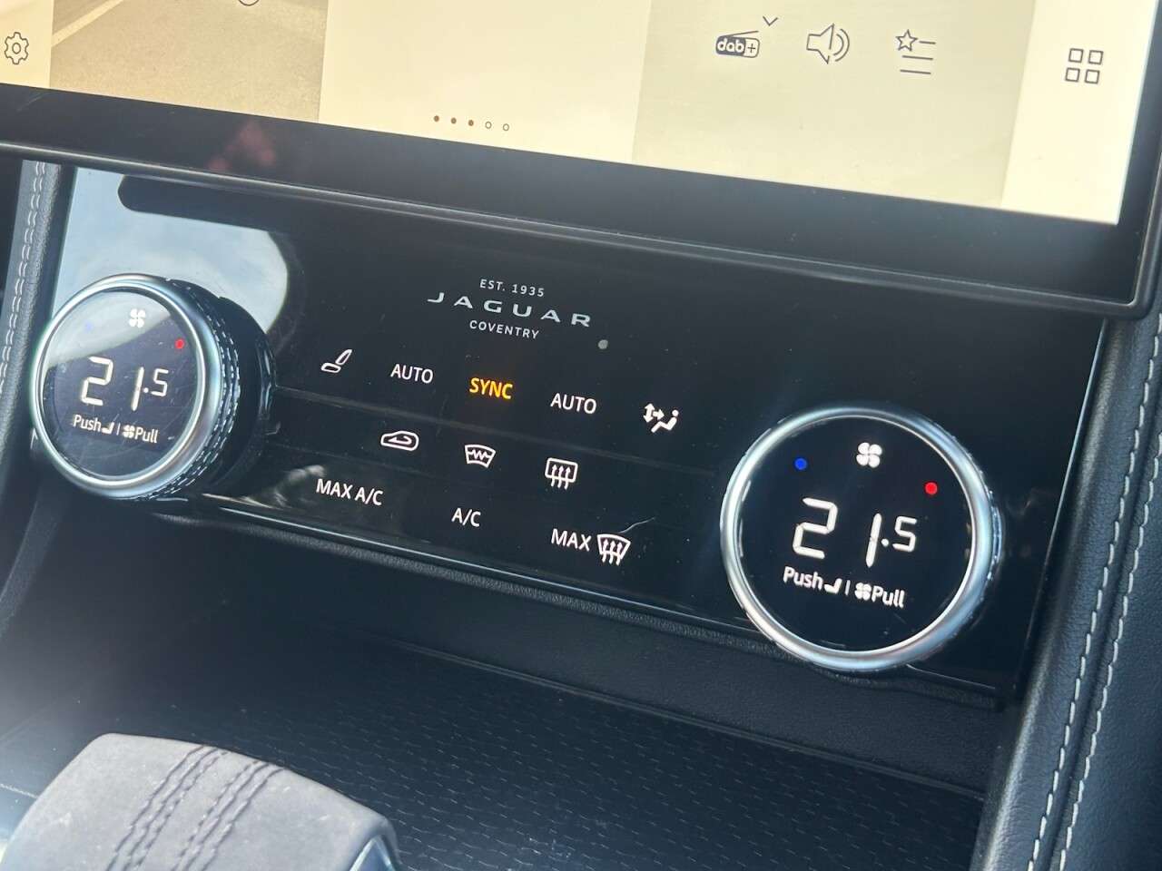 2022 JAGUAR F-PACE 2022 JAGUAR F-PACE