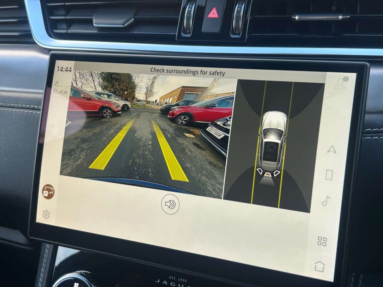 2022 JAGUAR F-PACE 2022 JAGUAR F-PACE