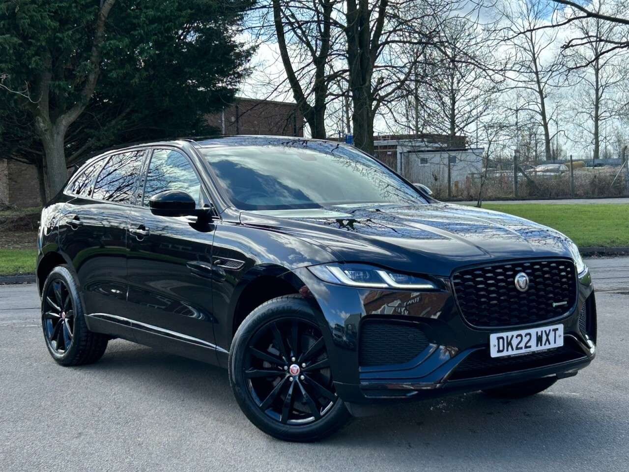 A 2022 JAGUAR F-PACE 2.0 D200 MHEV R-Dynamic SE SUV 5dr Diesel Auto AWD Euro 6 (s/s) (204 ps) A 2022 JAGUAR F-PACE 2.0 D200 MHEV R-Dynamic SE SUV 5dr Diesel Auto AWD Euro 6 (s/s) (204 ps)