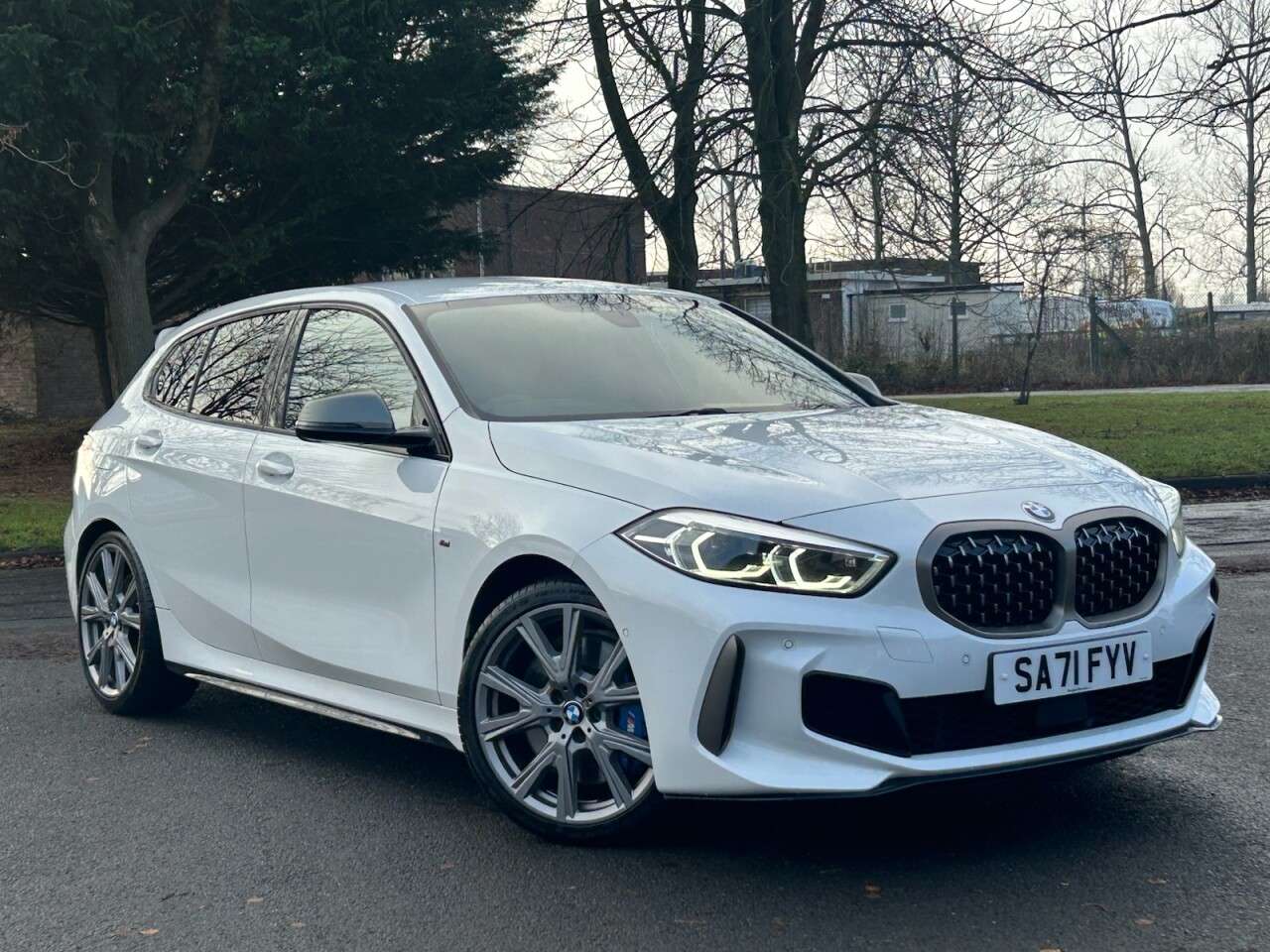 A 2021 BMW 1 SERIES 2.0 M135i Hatchback 5dr Petrol Auto xDrive Euro 6 (s/s) (306 ps) A 2021 BMW 1 SERIES 2.0 M135i Hatchback 5dr Petrol Auto xDrive Euro 6 (s/s) (306 ps)