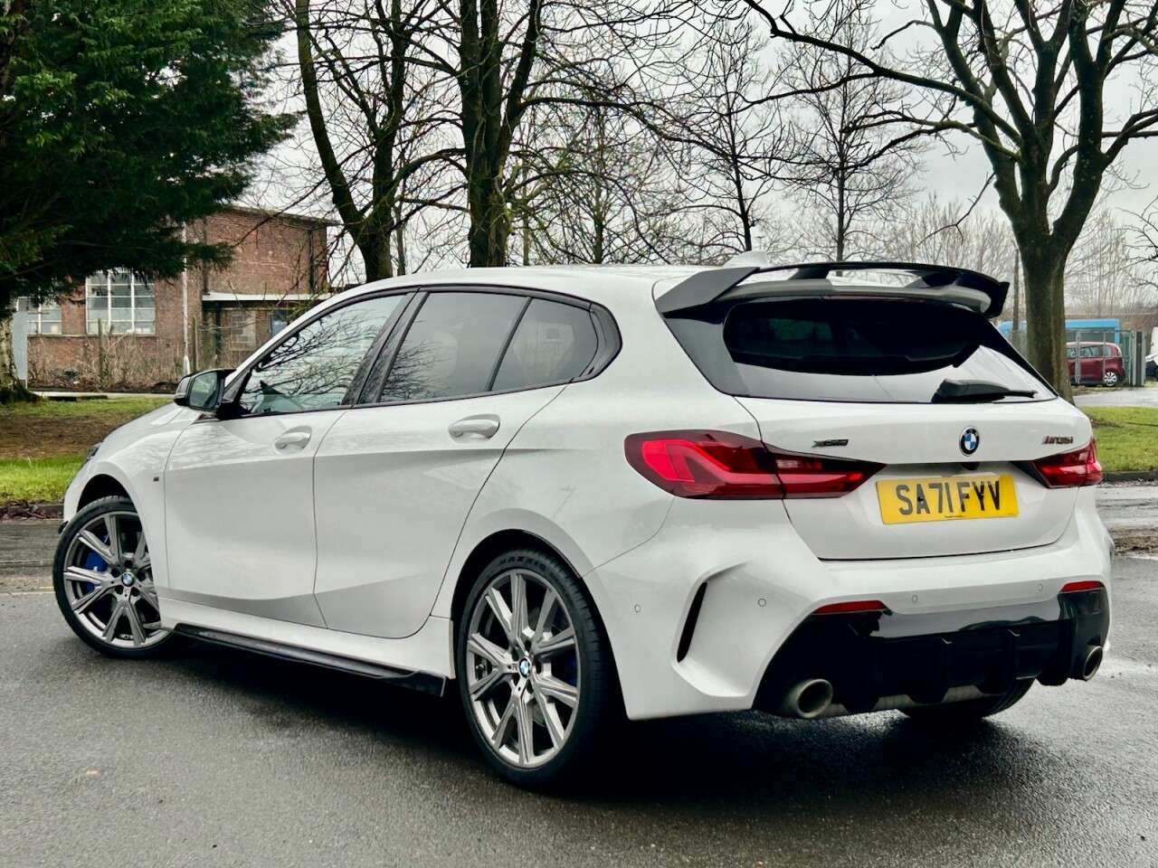 A 2021 BMW 1 SERIES 2.0 M135i Hatchback 5dr Petrol Auto xDrive Euro 6 (s/s) (306 ps) 5 BMW Serv A 2021 BMW 1 SERIES 2.0 M135i Hatchback 5dr Petrol Auto xDrive Euro 6 (s/s) (306 ps) 5 BMW Serv