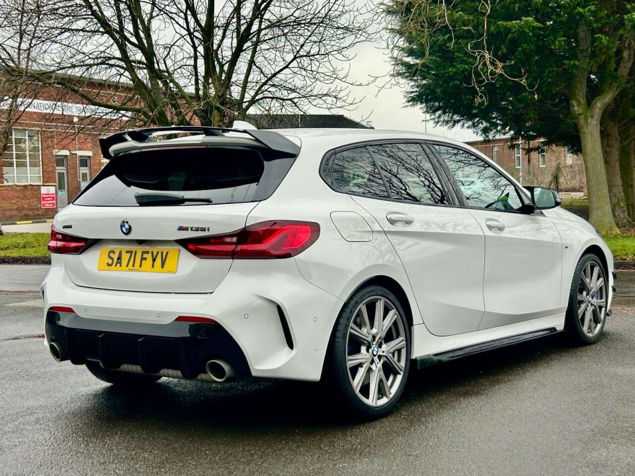 2021 BMW 1 SERIES 2021 BMW 1 SERIES