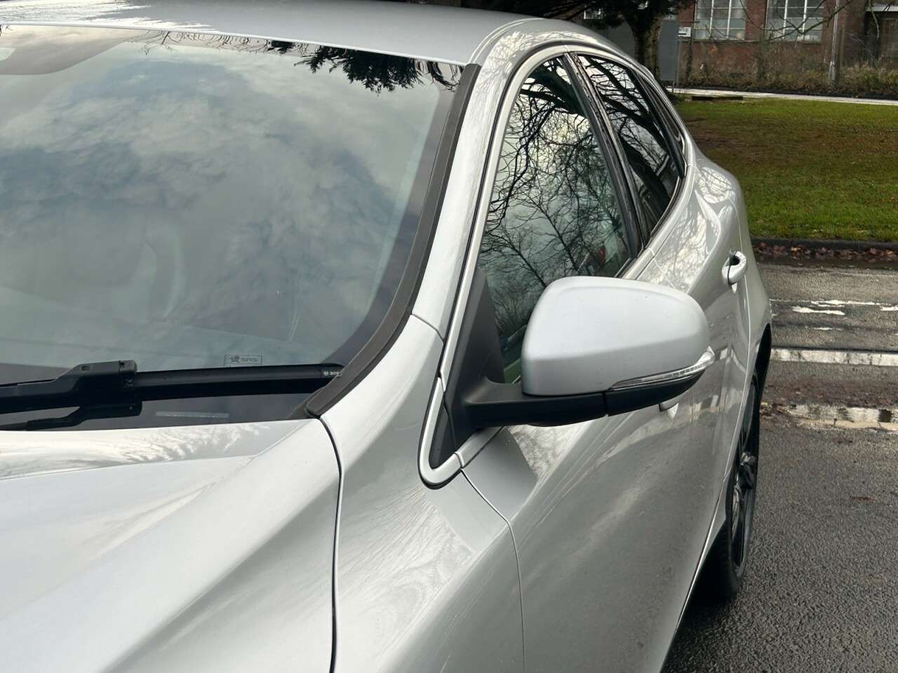 2018 VOLVO V40 2018 VOLVO V40