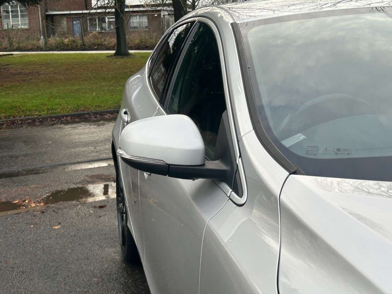 2018 VOLVO V40 2018 VOLVO V40