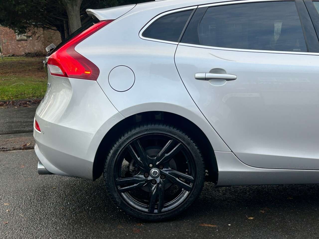 2018 VOLVO V40 2018 VOLVO V40