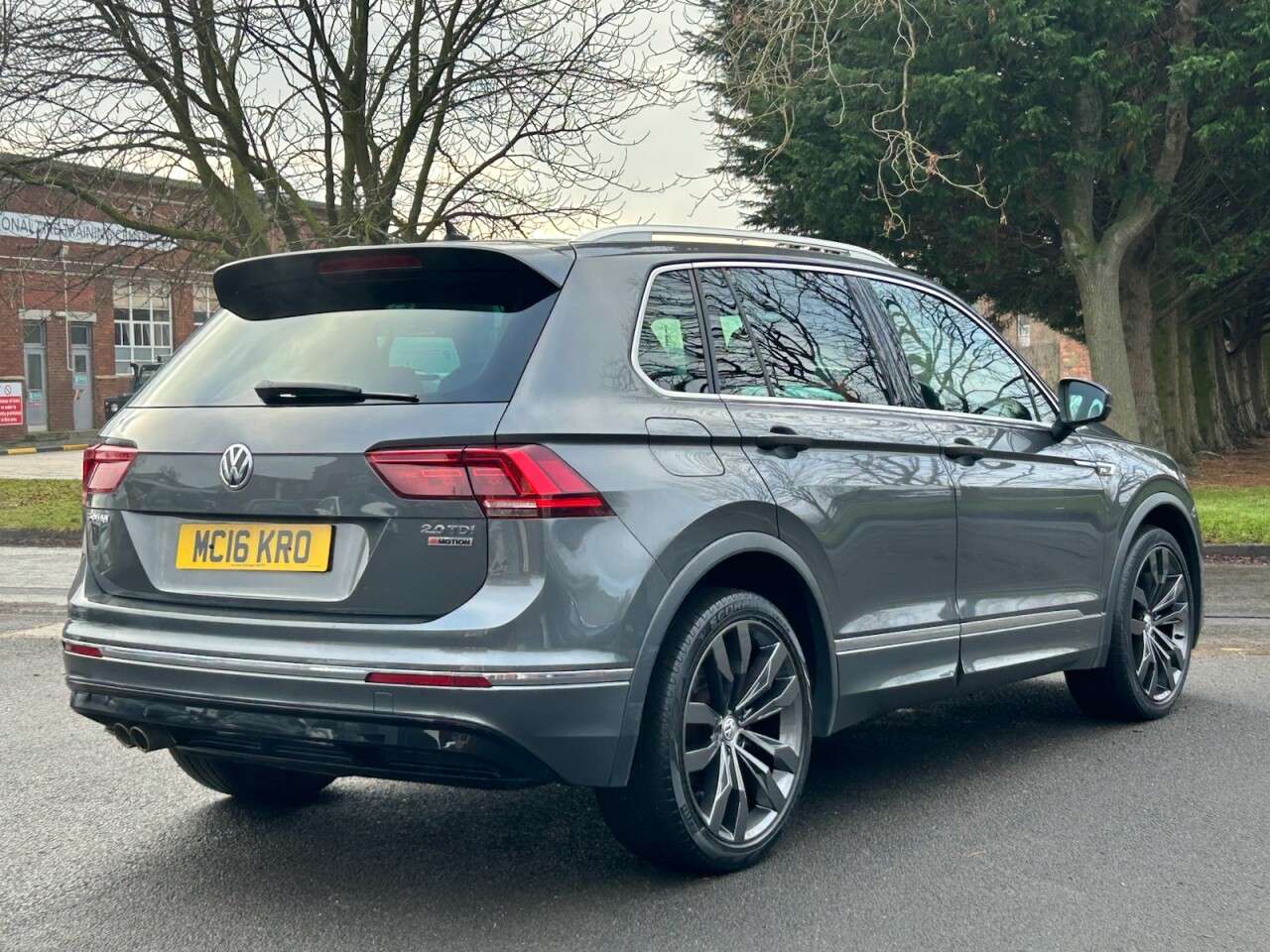 2016 VOLKSWAGEN TIGUAN 2016 VOLKSWAGEN TIGUAN