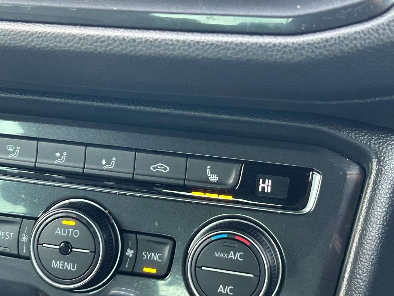 2016 VOLKSWAGEN TIGUAN 2016 VOLKSWAGEN TIGUAN