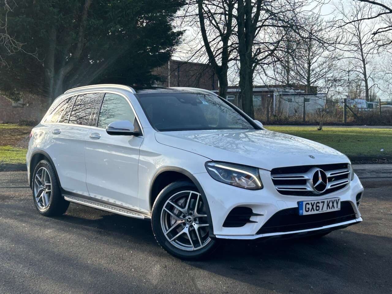 A 2017 MERCEDES-BENZ GLC 2.1 GLC220d AMG Line (Premium) SUV 5dr Diesel G-Tronic 4MATIC Euro 6 (s/s) A 2017 MERCEDES-BENZ GLC 2.1 GLC220d AMG Line (Premium) SUV 5dr Diesel G-Tronic 4MATIC Euro 6 (s/s)