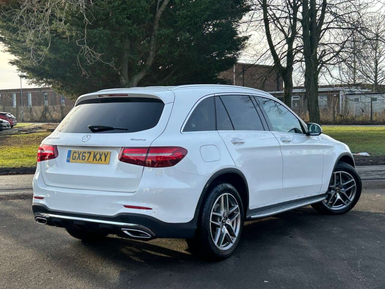 A 2017 MERCEDES-BENZ GLC 2.1 GLC220d AMG Line (Premium) SUV 5dr Diesel G-Tronic 4MATIC Euro 6 (s/s) A 2017 MERCEDES-BENZ GLC 2.1 GLC220d AMG Line (Premium) SUV 5dr Diesel G-Tronic 4MATIC Euro 6 (s/s)